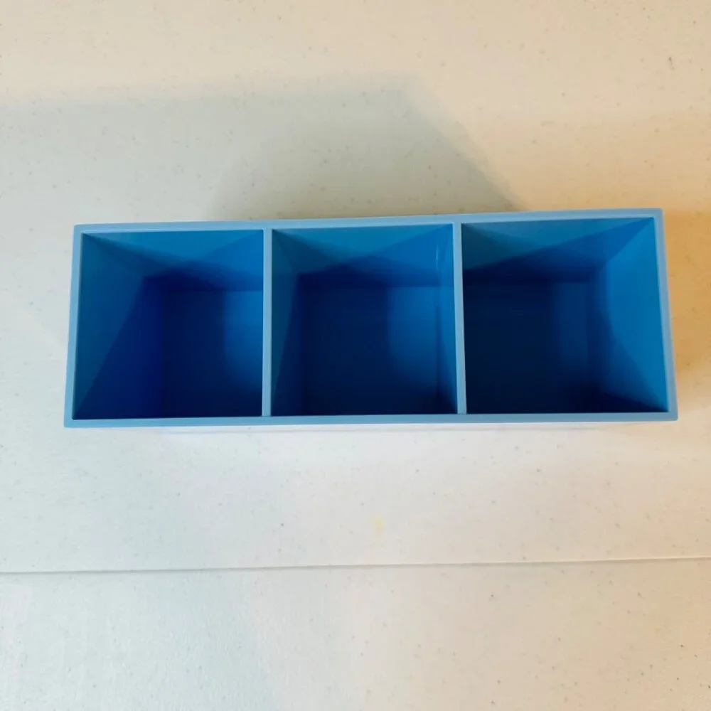 3-Compartment Blue Plastic Makeup Brush & Pen Holder Organizer